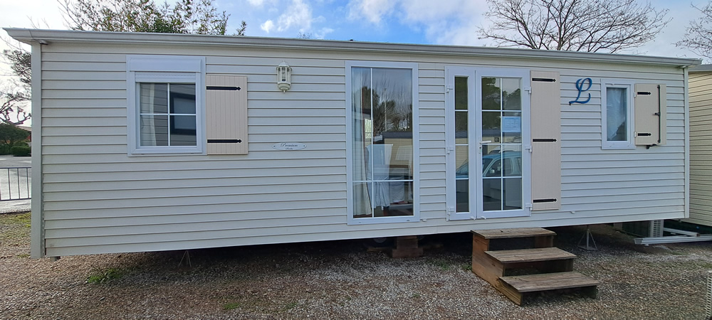 LOUISIANE SUMBA 2010 Dimensions extérieures 8m60 x 3m80