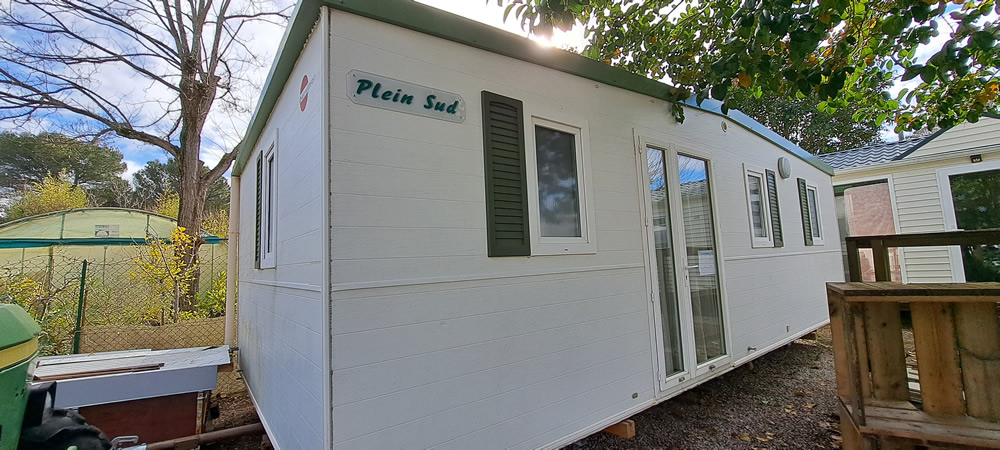 BURSTNER PLEIN SUD, Dimensions extérieures 7m60 x 3m70